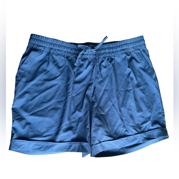 Mondetta Pants - Mondetta blue dryfit shorts